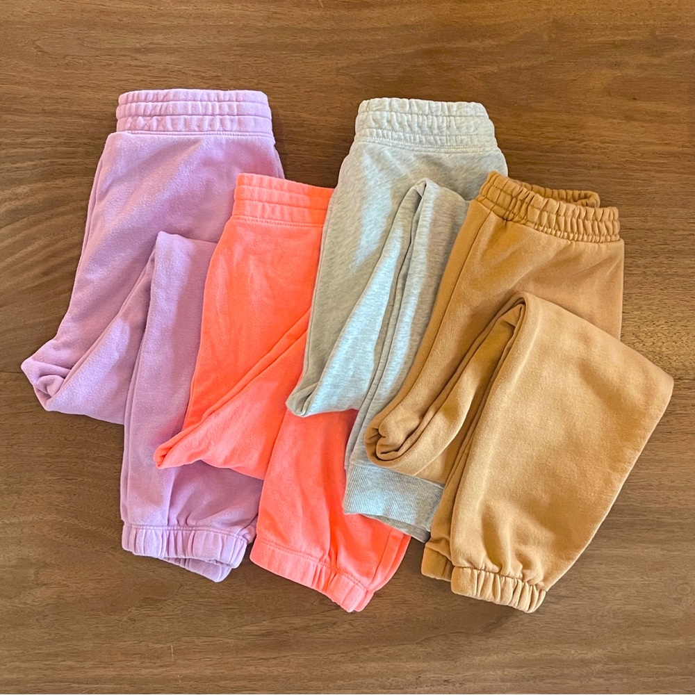 11 item Lot of Girl’s SWEATPANTS & SWEATSHIRTS – GAP/OLD NAVY/ROXY/etc. size leg
